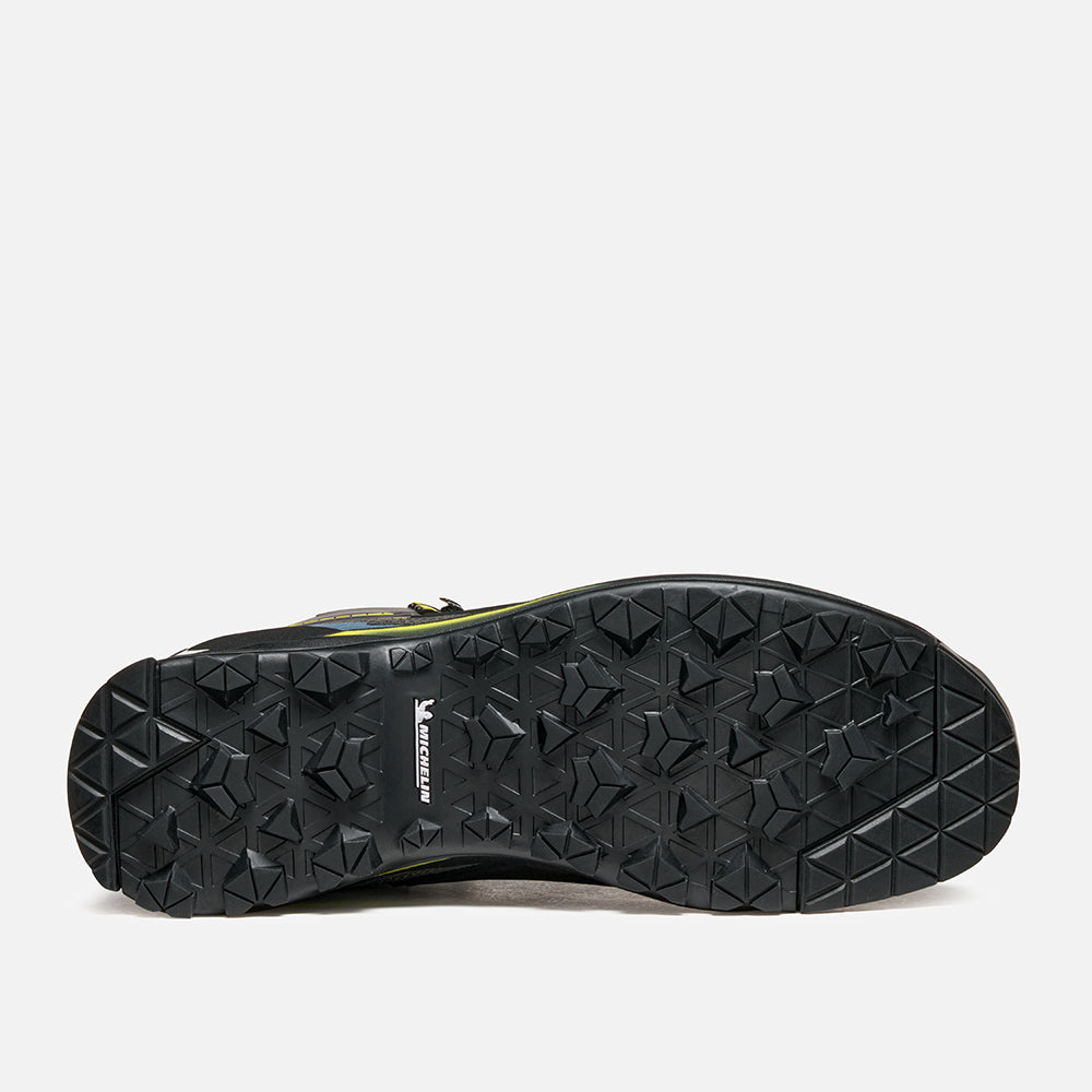AKRON MID GTX®